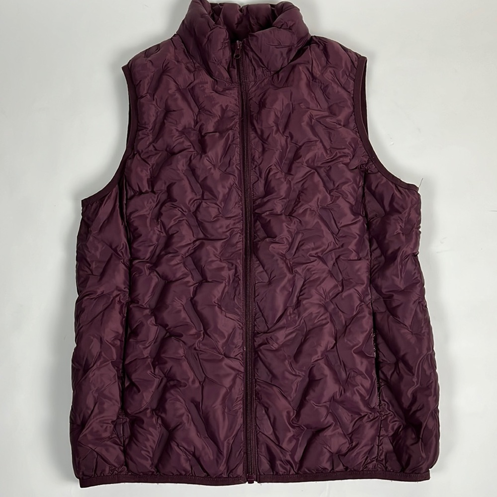 Tangerine burgundy quilted puffer vest - size medium